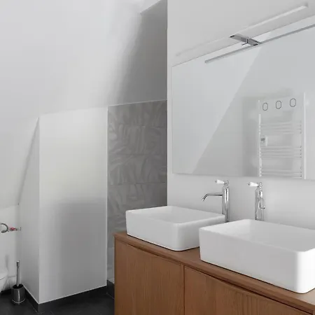 Un Petit Coin De Cathedrale Apartamento *